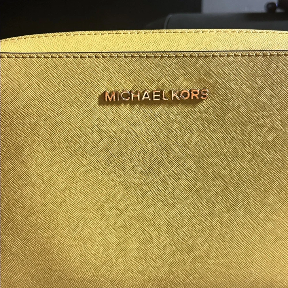 Michael Kors elegant michael